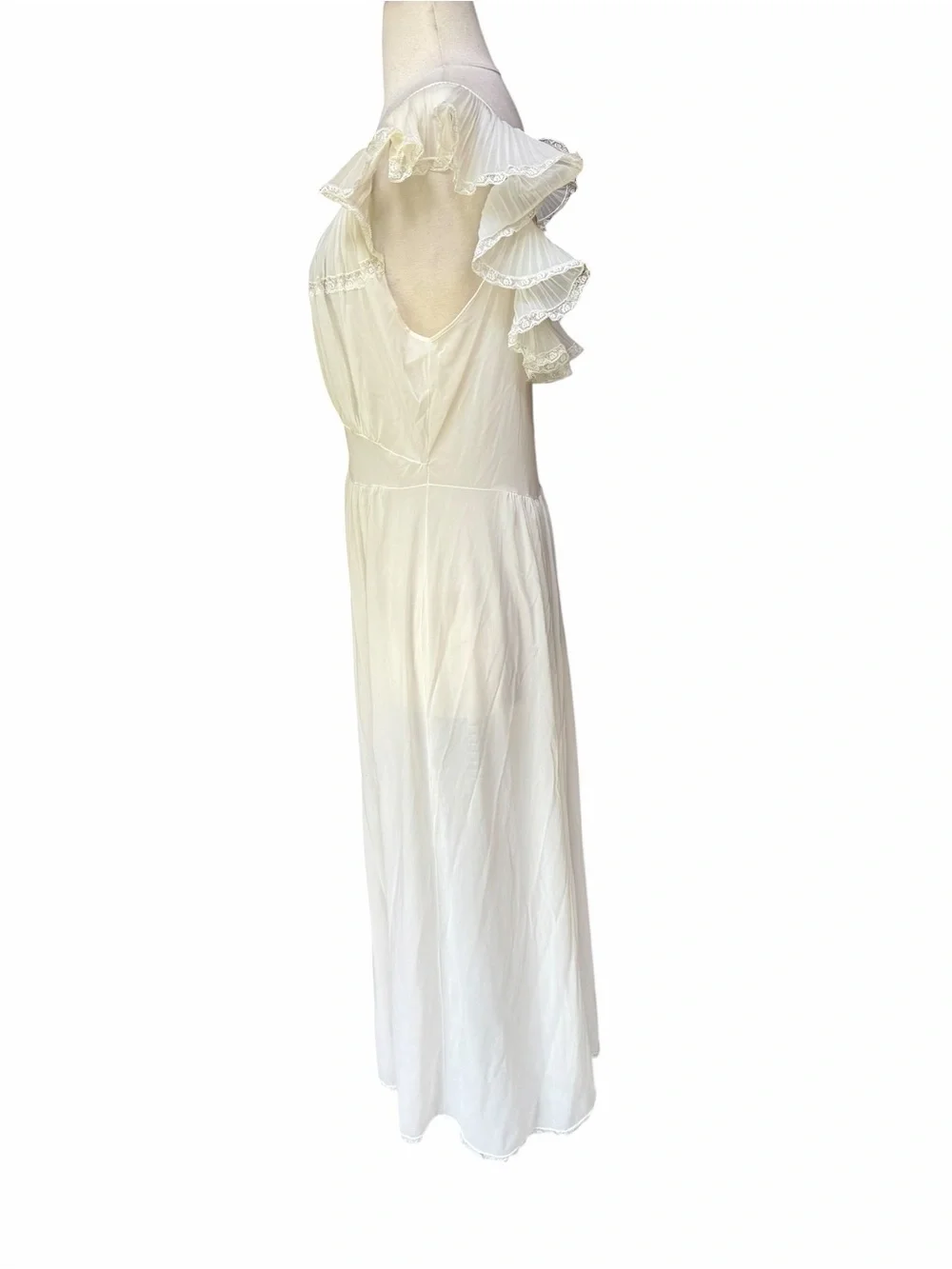 1940s/50s Ivory Semi-Sheer Nylon Tricot Chiffon Delicate Flutter Cap & Hem‎ Lace